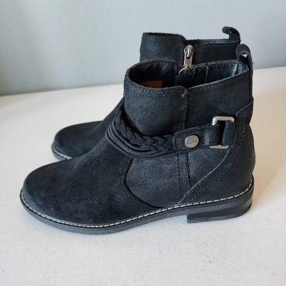 Earth Black Suede Bootie "NEW" - Picture 7 of 16